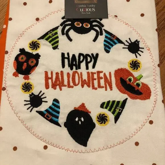 CYNTHIA ROWLEY Happy Halloween Printed White Orange Kitchen Towels Set NWT - Picture 2 of 4